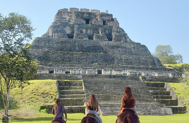 Xunantunich Mayan Ruins CACAO FARM AND TRADITIONAL CHOCOLATE MAKING Tour