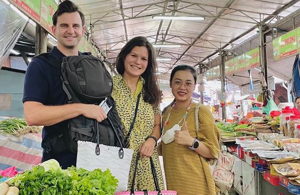 Market Tour & Cooking class in Ha Noi City