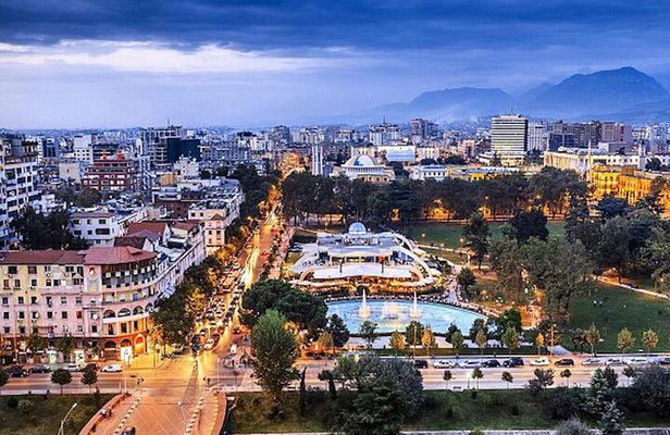 From Tirana to Dajti Mountain inkluding Cable car ticket.