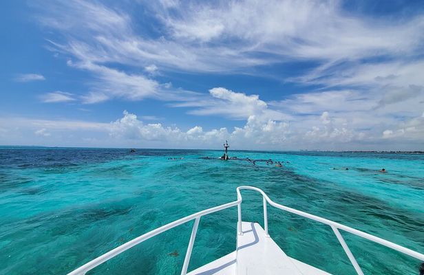 Isla Mujeres Tour, Snorkel and Golf Cart included