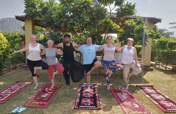 Yoga class in Delhi