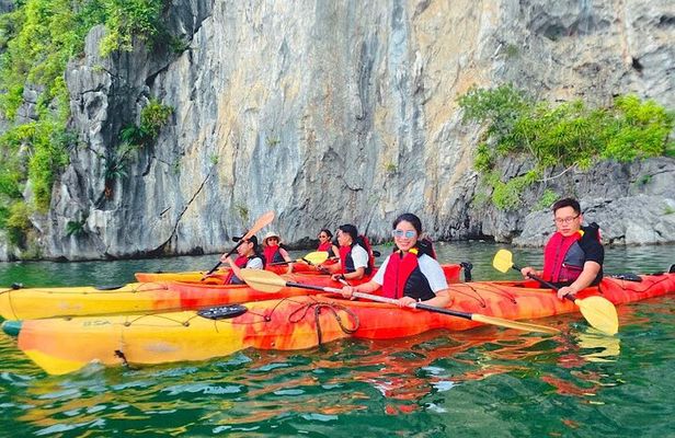 3 Days Tour from Cat Ba Town to Cat Ba National Park