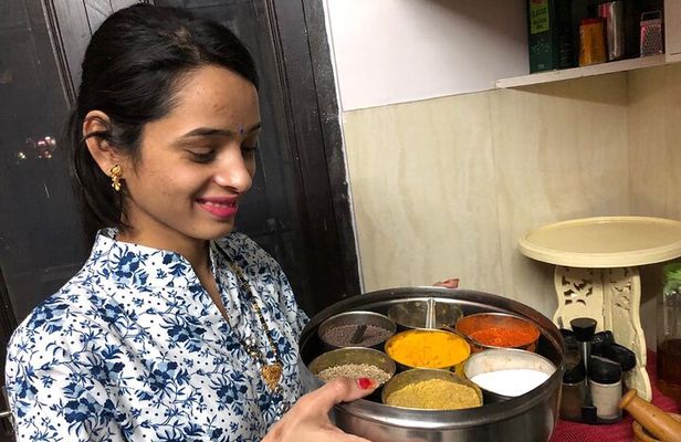 Jaipur Cooking Class with a Local Family in Jaipur