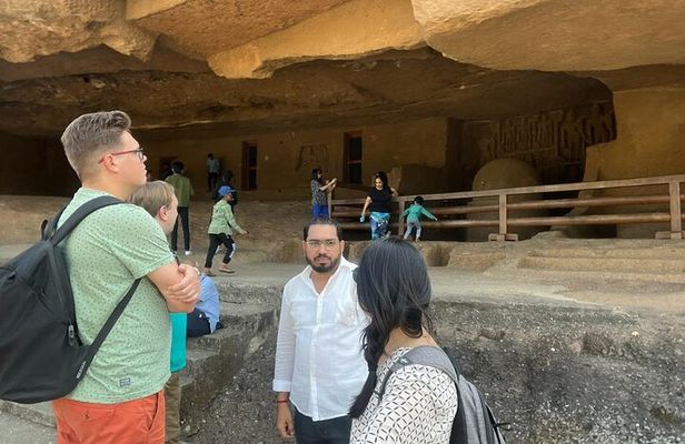 Private Kanheri Caves Tour and Jain Temple 200 Years Old