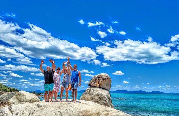 Full-Day Tour Whitsunday Waterfalls Hinterland and secluded beaches