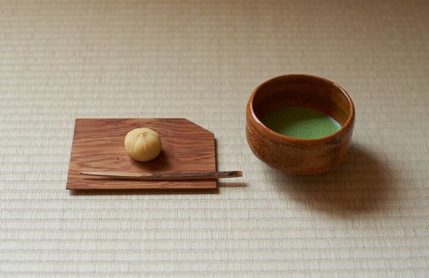 Authentic "Chaji" Matcha Ceremony Experience and Kaiseki Lunch in Tokyo