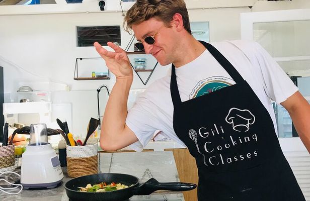 Learn to cook authentic Indonesian food at Gili Cooking Classes