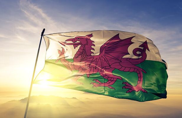 Private Day Tour from Bath to Wonderful Wales with Pickup