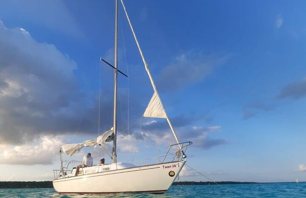 Sailing Tour around the Bacalar Lagoon