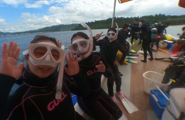 Boat Snorkeling Trip 2 Rounds 【Minna, Sesoko , Motobu Okinawa】