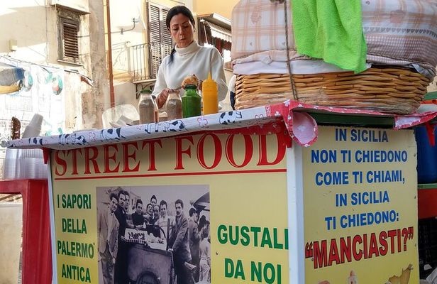 3-hours Street Food Bike Tour in Palermo