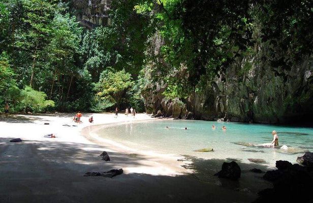 Koh Lanta: 4 Islands Tour by Speedboat with Snorkeling