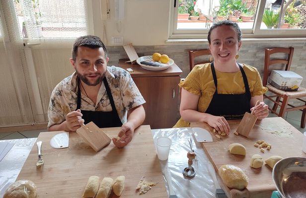 Authentic Sicilian cooking class with Francesca