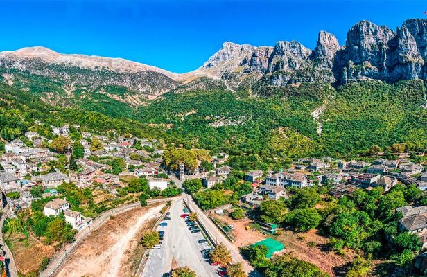 Guided all day tour in Zagori area