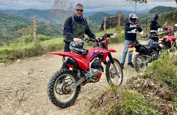 Rally Tour pueblito