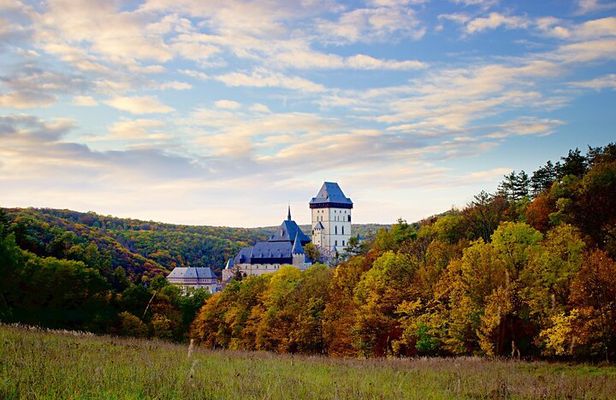 Karlštejn Castle Private Trip: Unveiling Czech Gothic Treasure