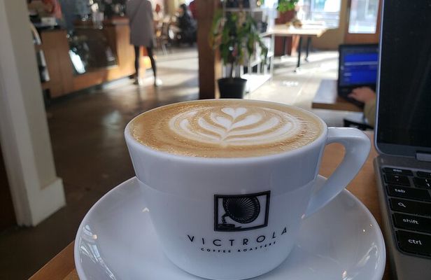 Seattle Coffee Tour: Capitol Hill Cafes, Tastings & Local Stories