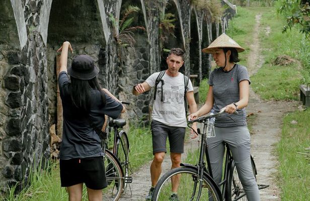 Cycling Tour in Yogyakarta with Lunch 3-Hour