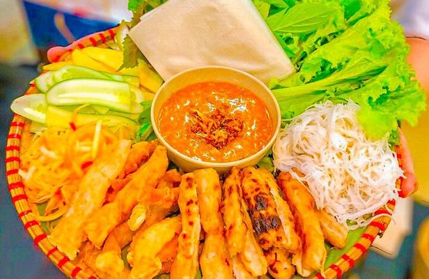 Mui Ne Food Tour | Enjoy the Real Local Taste & Stunning sunset