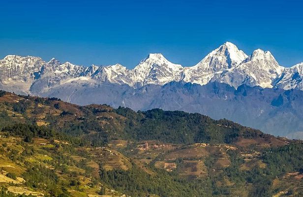 Kathmandu: Nagarkot Sunrise & Hike to Changu Narayan Day Tour