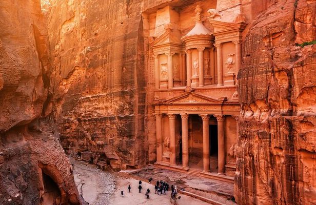Petra & Dead Sea - One day Private tour