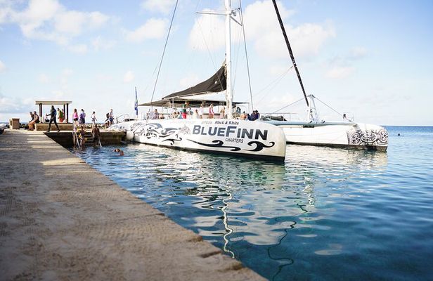 Klein Curacao Day Trip with Premium Open Bar and BBQ-Lunch