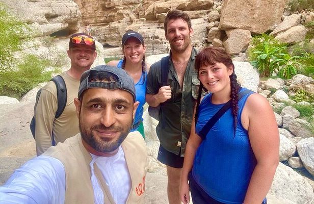 Full Day Tour in Wadi Shab