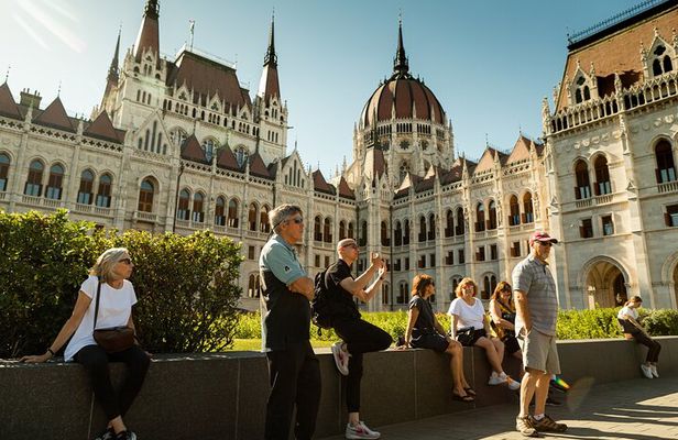 All About Budapest: Full Day Walking Tour with Lunch & Metro Pass
