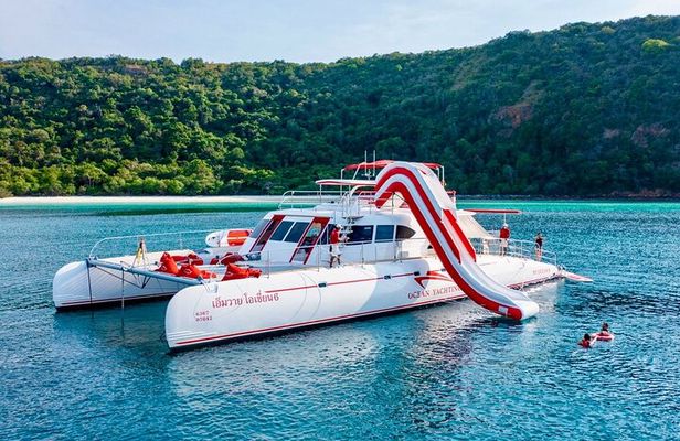 Pattaya Full-Day SUNSET Yacht exclusive Island(Buffet,Snorkeling)