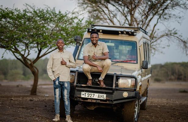 Serengeti Ngorongoro and Lake Manyara 4 Day Camping Tour