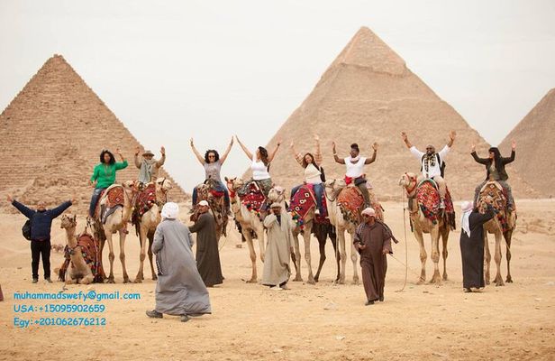 Giza Pyramids, the Sphinx, Islamic & Coptic Cairo Tour