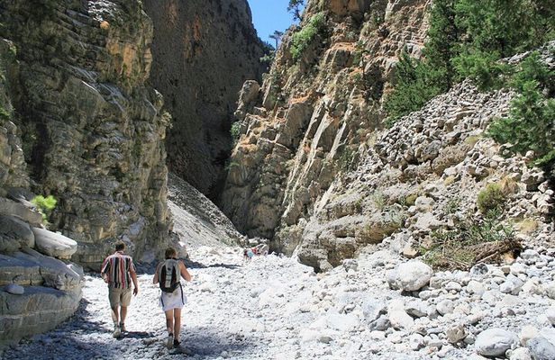 Full-Day Samaria Gorge Chania Guided Tour