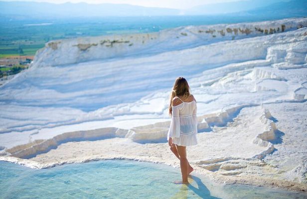 Full Day Pamukkale Guided Tour From Izmir With Lunch