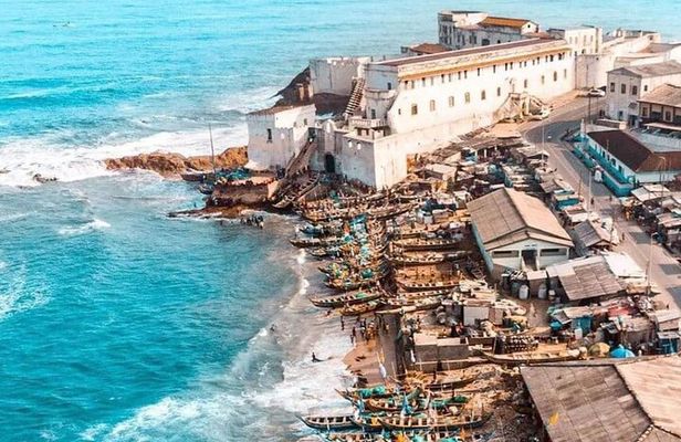 Historical Cape Coast Elmina Castles and Kakum Canopy Walk Tour