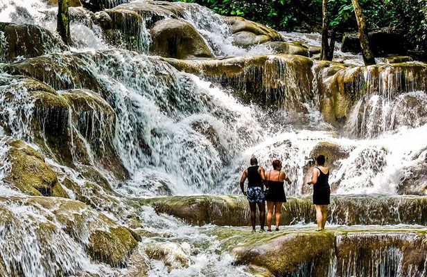 Dunn's River Falls & Blue Hole Combo Tour from Ocho Rios