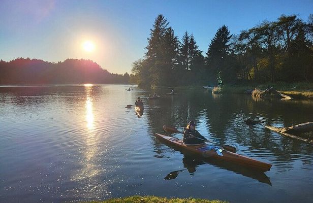 Guided Kayak Tours on the Salmon River Estuary in Otis, Oregon