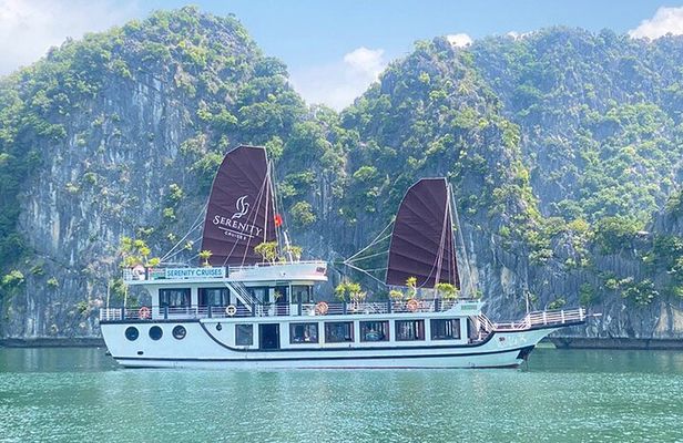 Lan Ha Bay Full-Day Cruise From Cat Ba Town