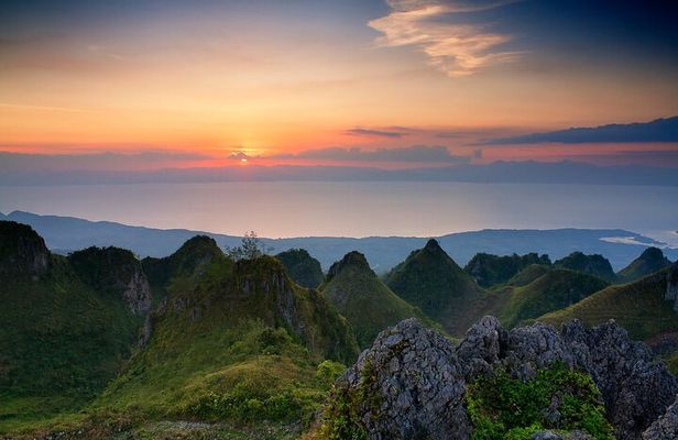 Cebu: Osmeña Peak and Kawasan Falls Canyoneering Private Tour