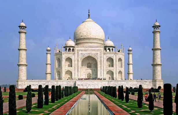 Taj Mahal Full Day Private Tour By Gatimaan Express