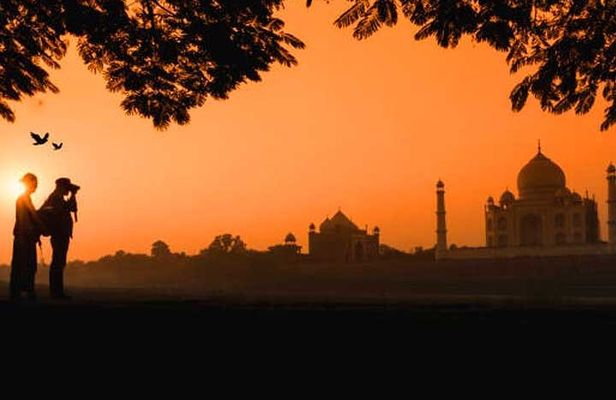 All Inclusive Taj Mahal Day Tour From Delhi By Car