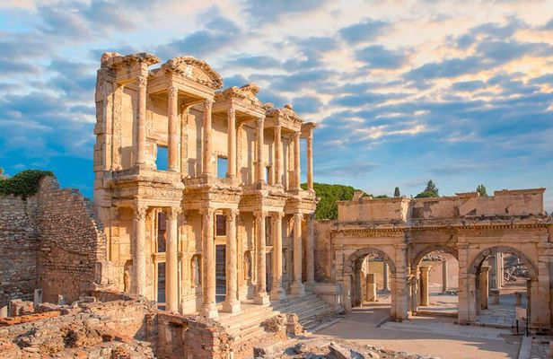 Ephesus and Pamukkale Tours 2 Days 1 Night from Istanbul by plane