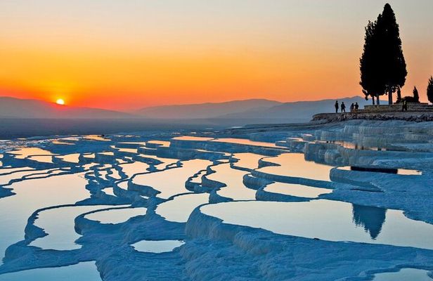 Full Day Salda + Pamukkale and Hierapolis from Alanya