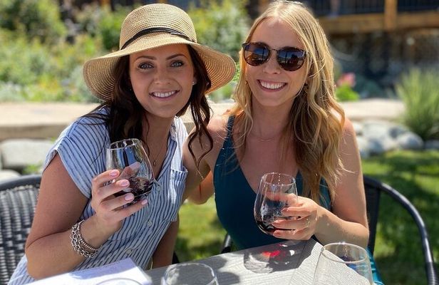 East Kelowna Full Day Guided Wine Tour With 5 Wineries