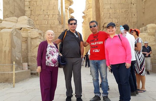  luxor in two half days & English Tour Guide and air-con car