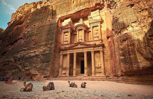 Full-Day Petra from Wadi Araba Crossing Border Private Guided Tour