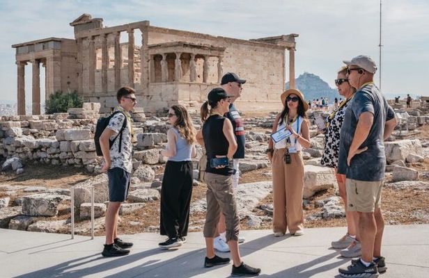 Acropolis of Athens, Parthenon and Acropolis Museum private tour with dinner