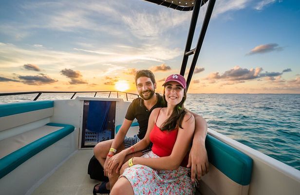 Isla Mujeres, Cancún Private Sunset Trip