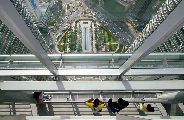 Petronas Twin Towers Skybridge View & Dining Experience Tour with Local Host