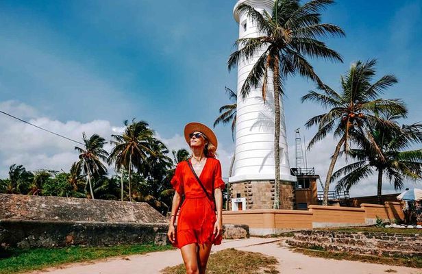 Galle : Private Full-Day Scooter Tour | Village, City & Beaches