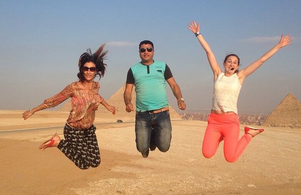 1-day trip to Cairo by plane from Hurghada
